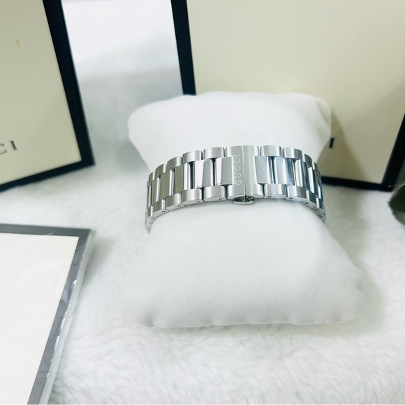 Gucci Dive Stainless Steel Black Dial Quartz Diver's YA136221 200M Watch NEW - Picture 7 of 8